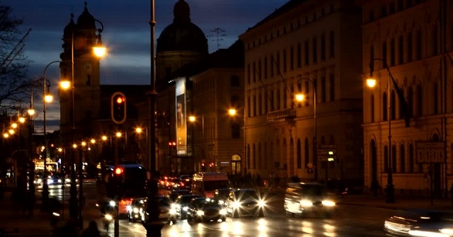 iN-CAR CAM 4063 Munich at Night